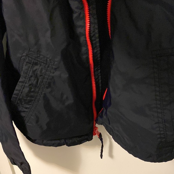 Hollister Windbreaker - Picture 5 of 9